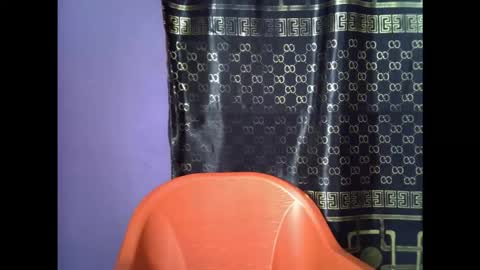 silver baby06 online show from October 31, 2025, 8:21 pm