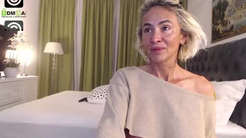 Snapshot of silver_miss chatting on May 16, 2026, 6:28 pm Silver ok online show from May 16, 2026, 6:28 pm