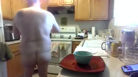 Snapshot of silverdragon70 chatting on January 12, 2026, 10:04 pm silverdragon70 online show from January 12, 2026, 10:04 pm