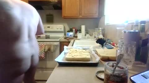 Snapshot of silverdragon70 chatting on February 28, 2026, 9:05 pm silverdragon70 online show from February 28, 2026, 9:05 pm