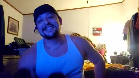 Snapshot of silverfox706 chatting on April 7, 2026, 4:02 am Jay Silverfox706 online show from April 7, 2026, 4:02 am