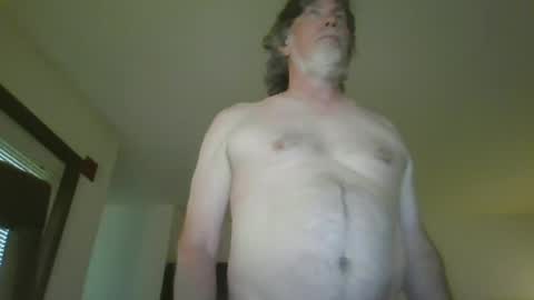 Snapshot of silverfunfox chatting on June 24, 2026, 9:25 pm silverfunfox online show from June 24, 2026, 9:25 pm