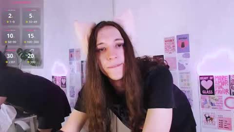 silvermuse online show from March 2, 2026, 11:33 pm