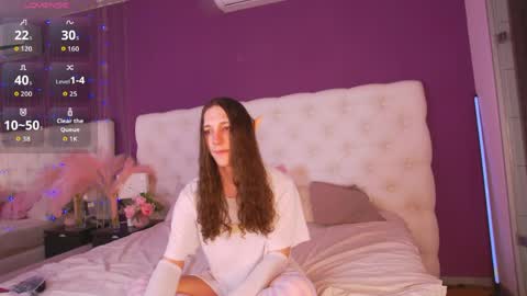 Snapshot of silvermuse chatting on March 31, 2026, 12:23 am silvermuse online show from March 31, 2026, 12:23 am