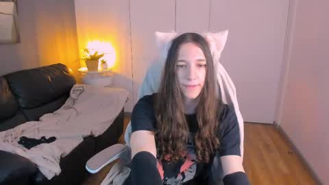 Snapshot of silvermuse chatting on April 9, 2026, 1:16 am silvermuse online show from April 9, 2026, 1:16 am
