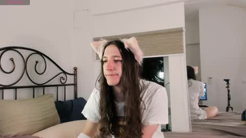 Snapshot of silvermuse chatting on April 13, 2026, 12:49 am silvermuse online show from April 13, 2026, 12:49 am
