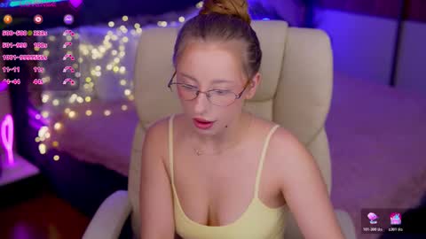  Kristina Kris  online show from November 13, 2025, 9:41 am