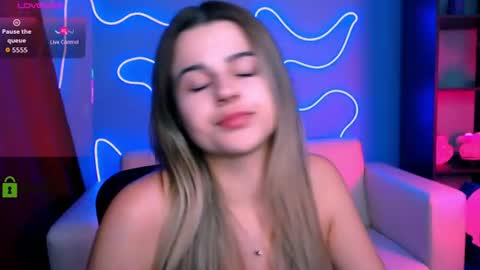 Silvia nude in pvt  online show from June 11, 2026, 2:22 am