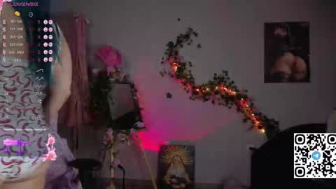 Snapshot of silvia_santorskii chatting on October 10, 2025, 8:02 am silvia_santorskii online show from October 10, 2025, 8:02 am