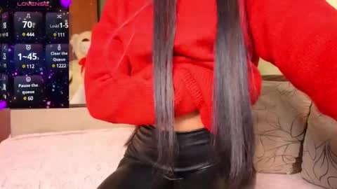 miss Anna online show from December 5, 2024, 12:00 pm