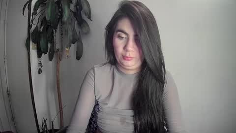 Silvie online show from January 8, 2025, 12:49 am