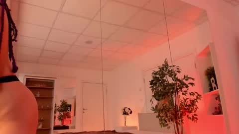 Snapshot of sima_wendy chatting on October 18, 2025, 6:37 am Wendy help me get get 69 likes online show from October 18, 2025, 6:37 am