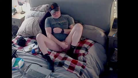 Snapshot of simmerdownboi chatting on June 18, 2026, 10:41 am Simmerdownboi Will online show from June 18, 2026, 10:41 am