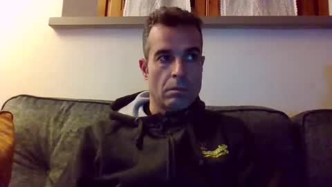 Snapshot of simmeturbate chatting on January 11, 2026, 9:31 pm Italiandaddyitalydickassbottomassholecomshowmasturbatenudeboyitalyatleticcutemuscolarhardcockdickboy online show from January 11, 2026, 9:31 pm