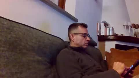 Snapshot of simmeturbate chatting on February 20, 2026, 9:59 pm Italiandaddyitalydickassbottomassholecomshowmasturbatenudeboyitalyatleticcutemuscolarhardcockdickboy online show from February 20, 2026, 9:59 pm