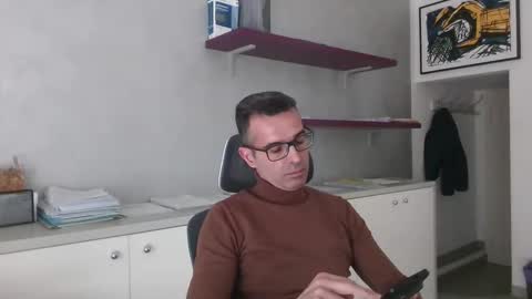 Snapshot of simmeturbate chatting on March 10, 2026, 10:53 am Italiandaddyitalydickassbottomassholecomshowmasturbatenudeboyitalyatleticcutemuscolarhardcockdickboy online show from March 10, 2026, 10:53 am