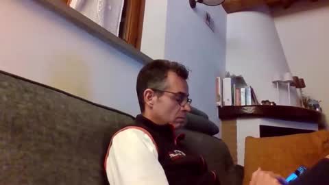 Snapshot of simmeturbate chatting on April 4, 2026, 8:17 pm Italiandaddyitalydickassbottomassholecomshowmasturbatenudeboyitalyatleticcutemuscolarhardcockdickboy online show from April 4, 2026, 8:17 pm