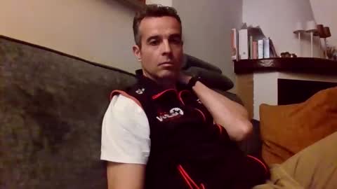 Snapshot of simmeturbate chatting on April 5, 2026, 8:50 pm Italiandaddyitalydickassbottomassholecomshowmasturbatenudeboyitalyatleticcutemuscolarhardcockdickboy online show from April 5, 2026, 8:50 pm