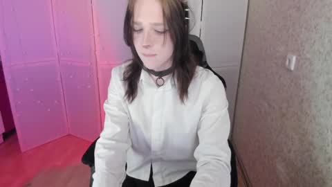 Snapshot of simochka_ chatting on May 12, 2026, 12:57 pm Simochka online show from May 12, 2026, 12:57 pm