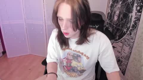 Snapshot of simochka_ chatting on May 18, 2026, 5:57 am Simochka online show from May 18, 2026, 5:57 am