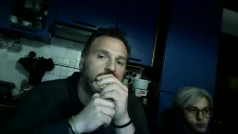 simodav online show from February 17, 2026, 6:47 pm