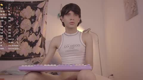 Snapshot of simon_bane01 chatting on September 10, 2025, 4:40 pm Little Sunshine online show from September 10, 2025, 4:40 pm