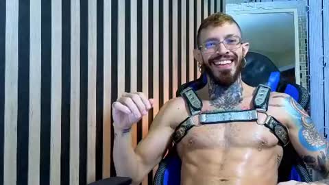 Snapshot of simon_rz chatting on June 10, 2026, 12:04 pm Simon online show from June 10, 2026, 12:04 pm