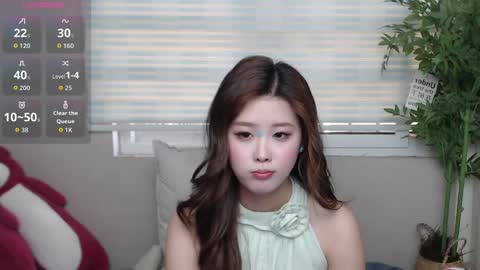 simonastephanie online show from September 14, 2025, 8:35 am