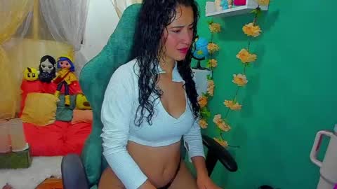 Simon Simpson          Modelo Independiente online show from April 26, 2026, 3:15 am