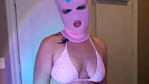 Snapshot of simonesighren chatting on October 28, 2025, 4:27 am simonesighren online show from October 28, 2025, 4:27 am