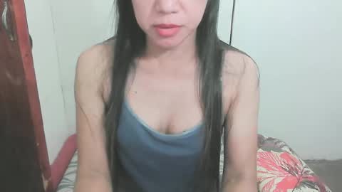 Snapshot of simpleladie15 chatting on June 10, 2026, 1:54 pm marisweet online show from June 10, 2026, 1:54 pm