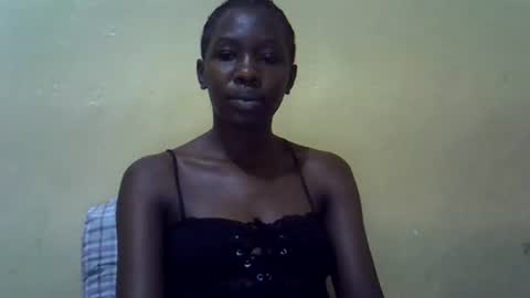 simplyloy33 online show from July 14, 2026, 10:21 am
