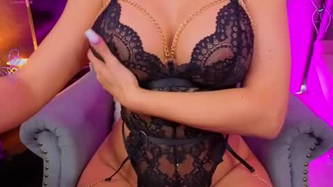 Snapshot of sin_withme_ chatting on June 10, 2026, 5:07 am Jessy online show from June 10, 2026, 5:07 am