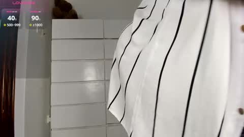 Snapshot of sincerre9_tara chatting on December 6, 2024, 8:48 am sincerre9_tara online show from December 6, 2024, 8:48 am