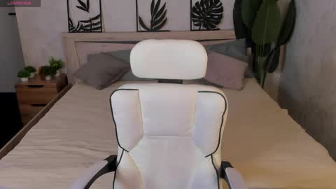 Hi my name is Cindy Id love to see you on my stream. My schedule for the week 2 GMT 3am-9am  MoTuFrSaSu online show from April 24, 2026, 12:57 am