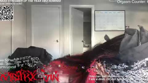 Snapshot of sinfulincubus chatting on May 5, 2026, 11:46 pm Mistrx Sin online show from May 5, 2026, 11:46 pm