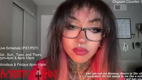 Snapshot of sinfulincubus chatting on June 25, 2026, 10:58 pm Mistrx Sin online show from June 25, 2026, 10:58 pm