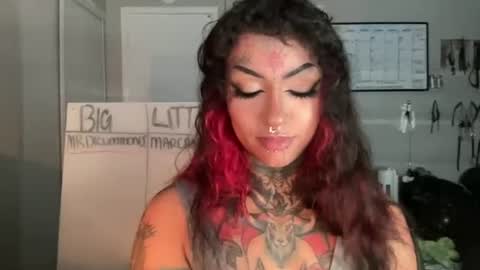 Snapshot of sinfulincubus chatting on July 23, 2026, 9:35 pm Mistrx Sin online show from July 23, 2026, 9:35 pm