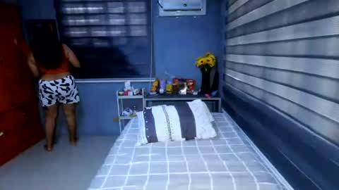 sinfullwife6969 online show from June 26, 2026, 3:44 am