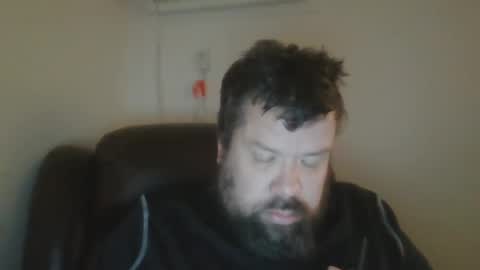 Snapshot of singledude_69 chatting on December 16, 2024, 12:27 pm SingleDude 69 online show from December 16, 2024, 12:27 pm