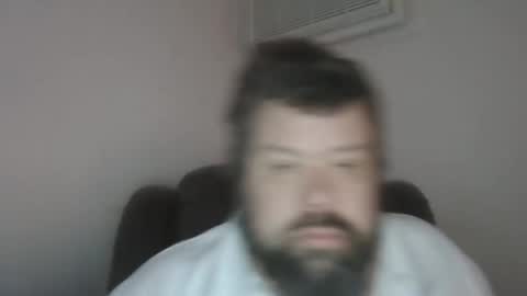 Snapshot of singledude_69 chatting on December 28, 2024, 12:35 pm SingleDude 69 online show from December 28, 2024, 12:35 pm