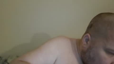 Snapshot of singledude_69 chatting on January 18, 2025, 8:20 am SingleDude 69 online show from January 18, 2025, 8:20 am