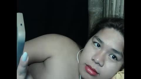 singleheart05 online show from May 16, 2026, 1:02 am