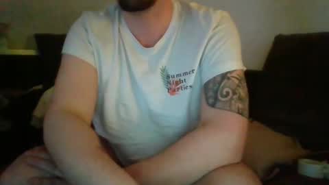 Snapshot of sinned09 chatting on February 16, 2025, 4:31 am sinned09 online show from February 16, 2025, 4:31 am