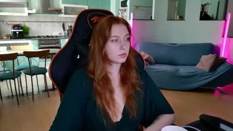 Alya and Mr. Sinner online show from July 22, 2026, 11:57 am