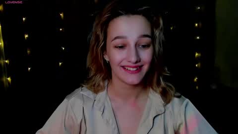 Snapshot of sinty_noria chatting on February 10, 2025, 7:15 am Sinty Noria online show from February 10, 2025, 7:15 am