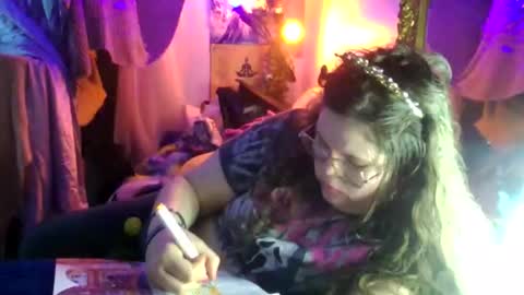 Siofra online show from September 22, 2025, 11:51 pm