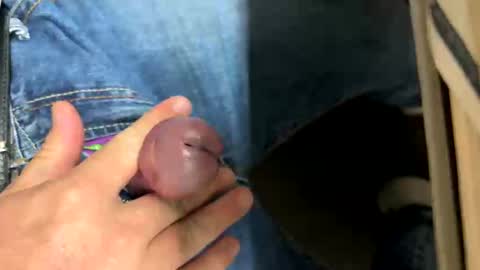 Snapshot of siohn934 chatting on October 8, 2025, 9:12 pm Jon online show from October 8, 2025, 9:12 pm