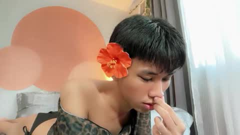 siomairiceee online show from April 28, 2026, 5:34 am
