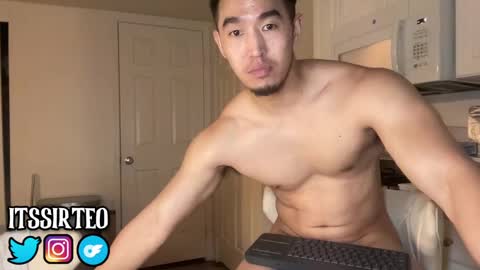 Snapshot of sir_teo chatting on December 31, 2024, 5:22 am SIR TEO online show from December 31, 2024, 5:22 am